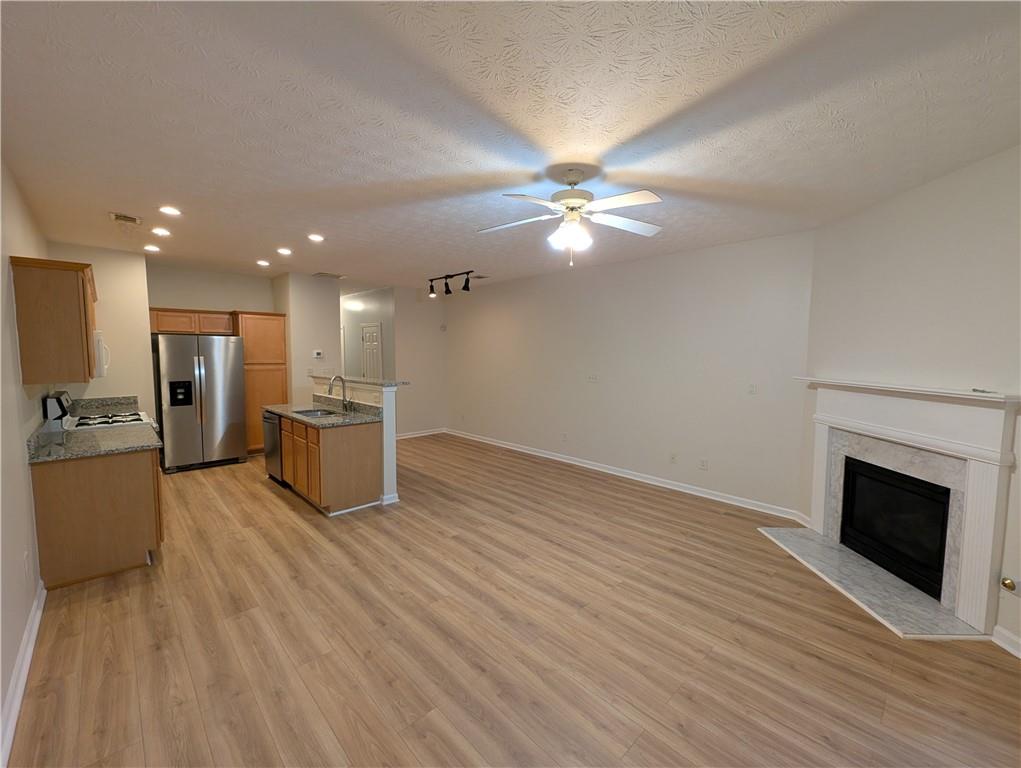 751 Brookside Parc Lane Property Photo 5