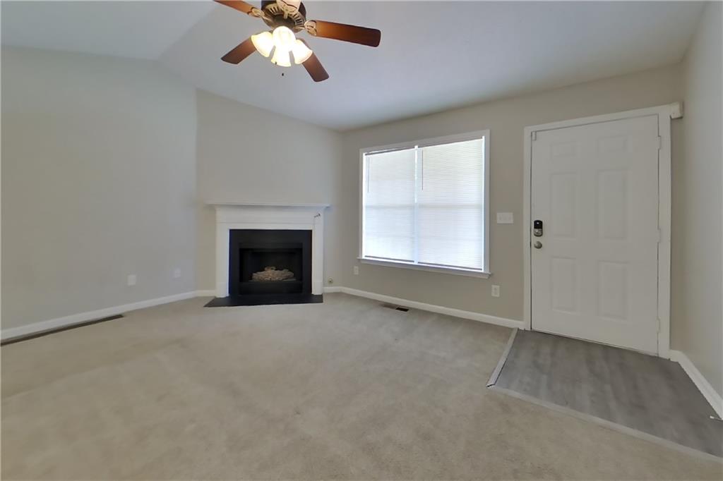 7826723 Property Photo 3