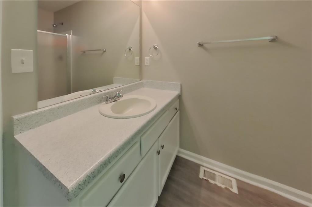 7826723 Property Photo 9