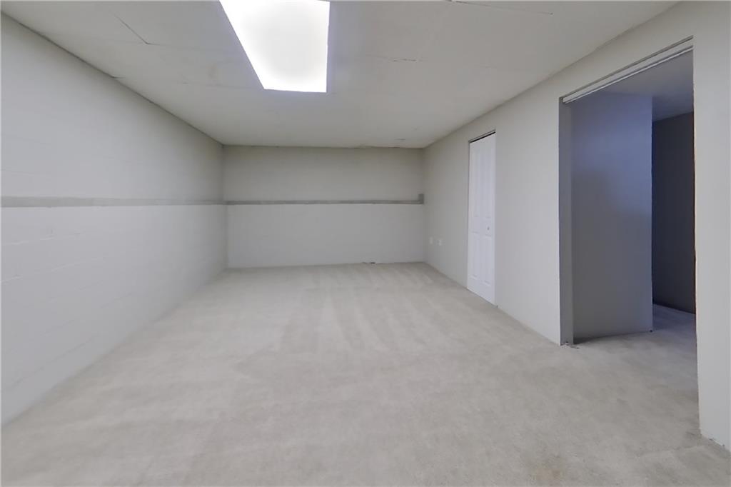7826723 Property Photo 15