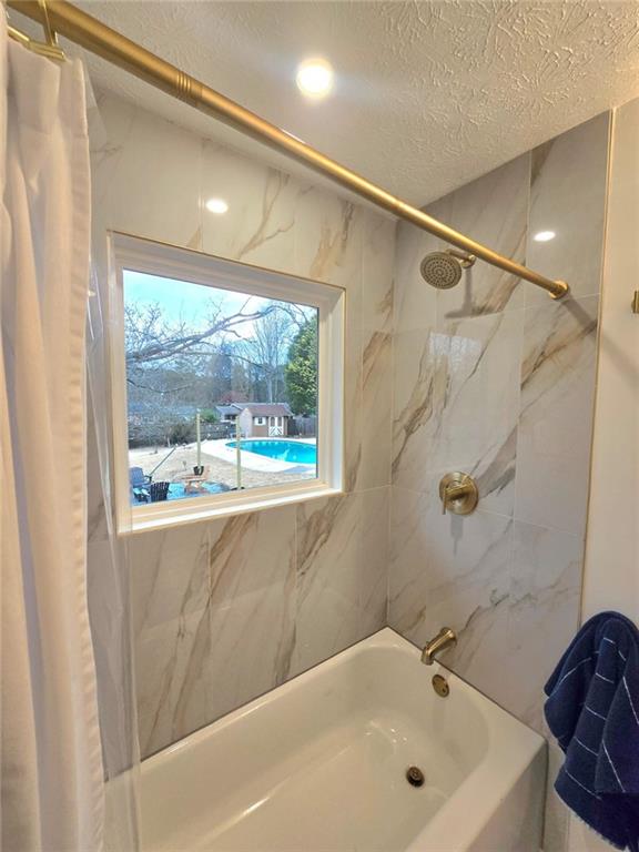 457 Castleaire Drive Property Photo 12