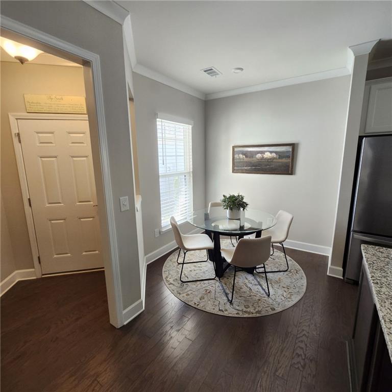 5639 Maple Bluff Way Property Photo 8