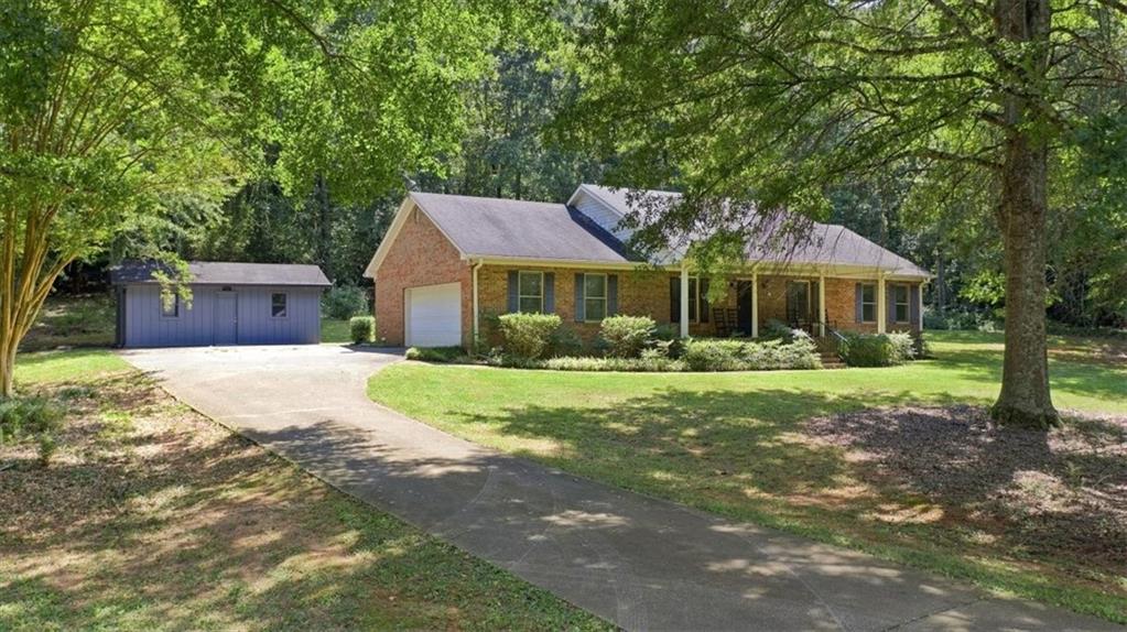 7397 Cave Spring Road Sw Property Photo 1