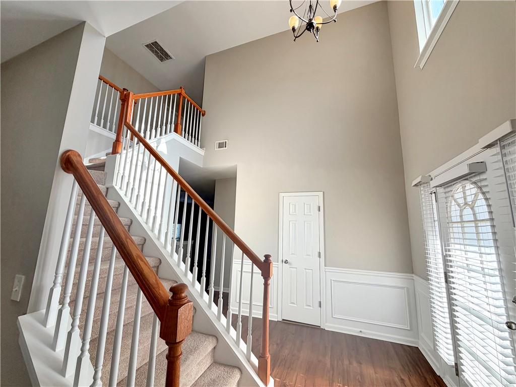 1215 Grey Rock Way Property Photo 2