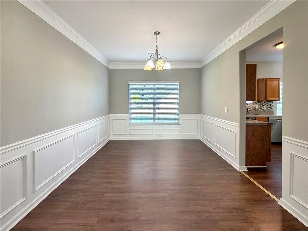 1215 Grey Rock Way Property Photo 6