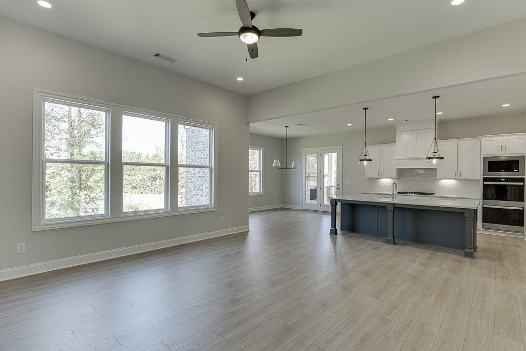 450 Thunder Road Property Photo 14