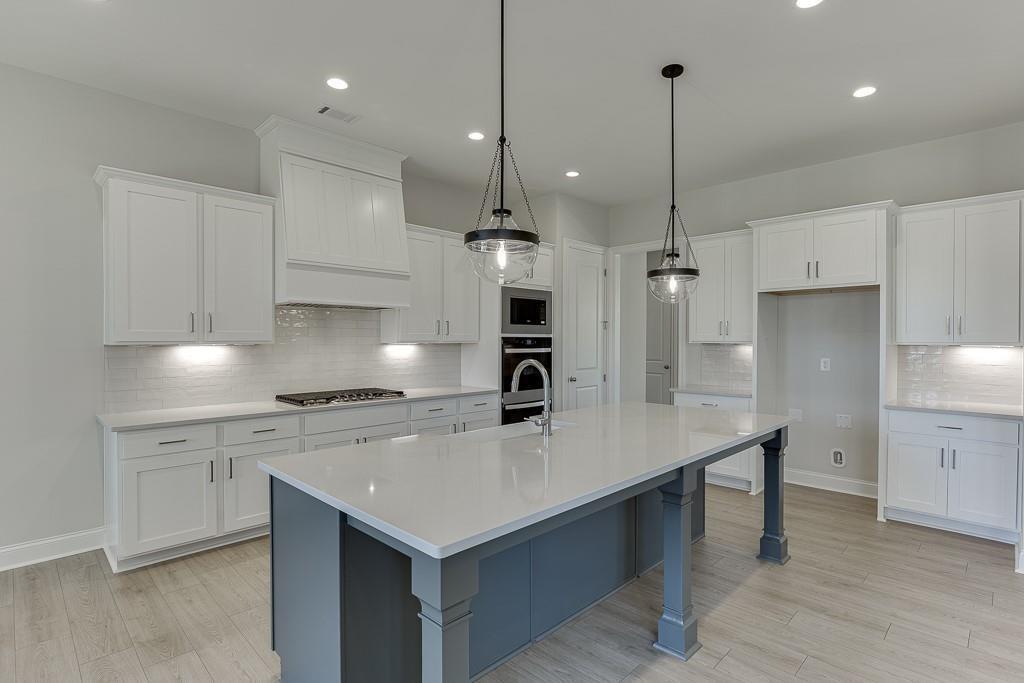 450 Thunder Road Property Photo 17