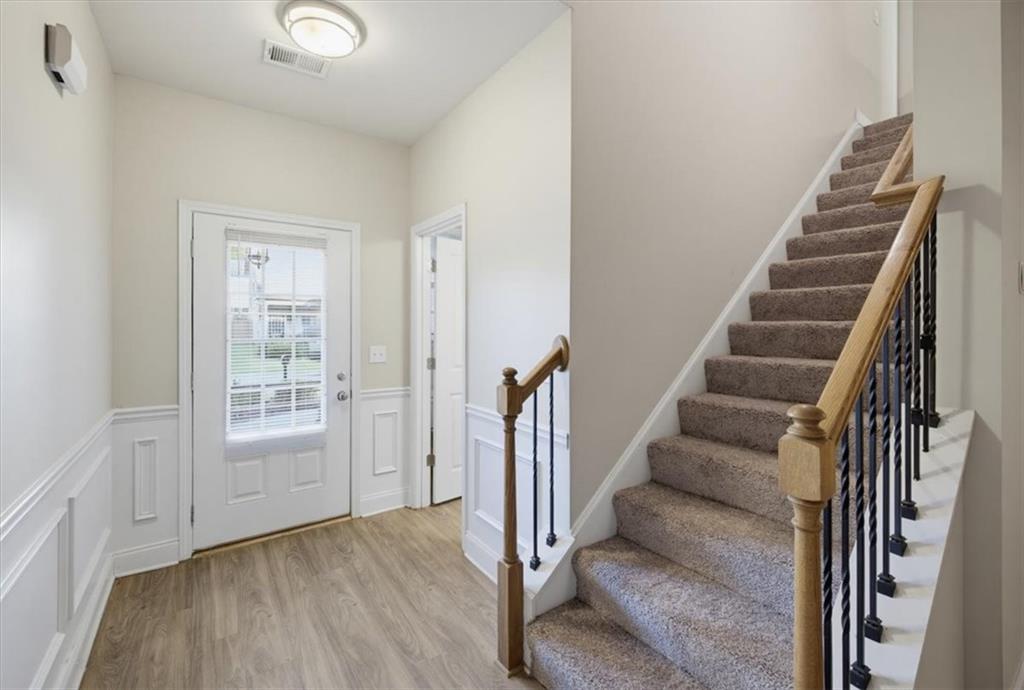 65 Castlemoor Loop Property Photo 7
