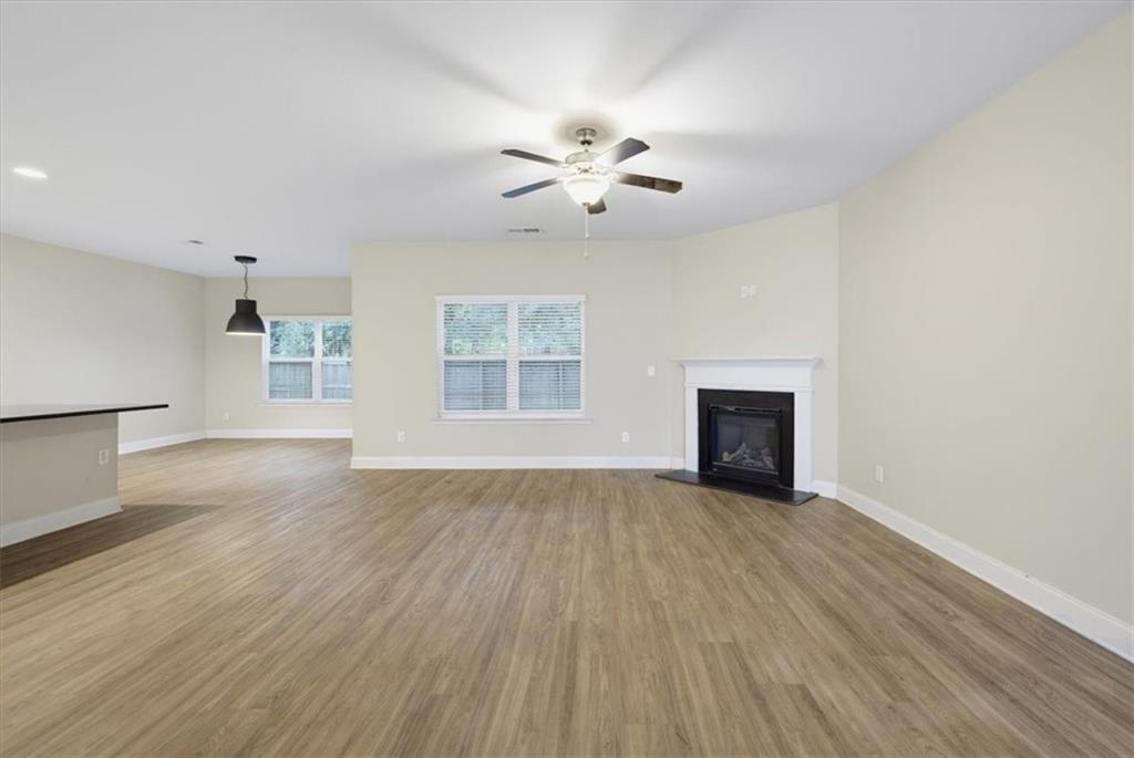65 Castlemoor Loop Property Photo 8