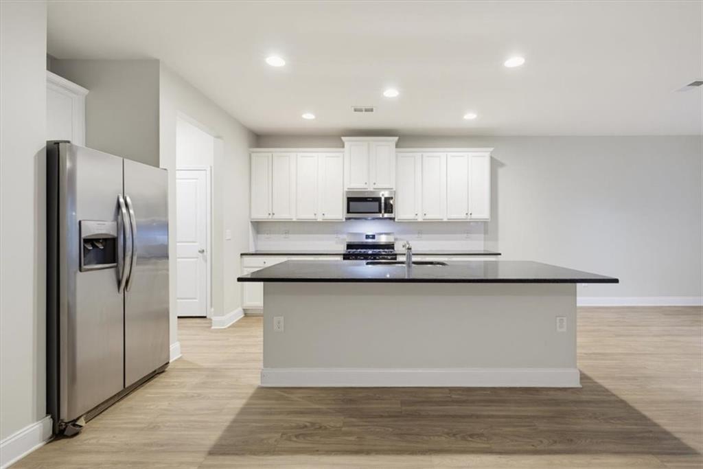 65 Castlemoor Loop Property Photo 11