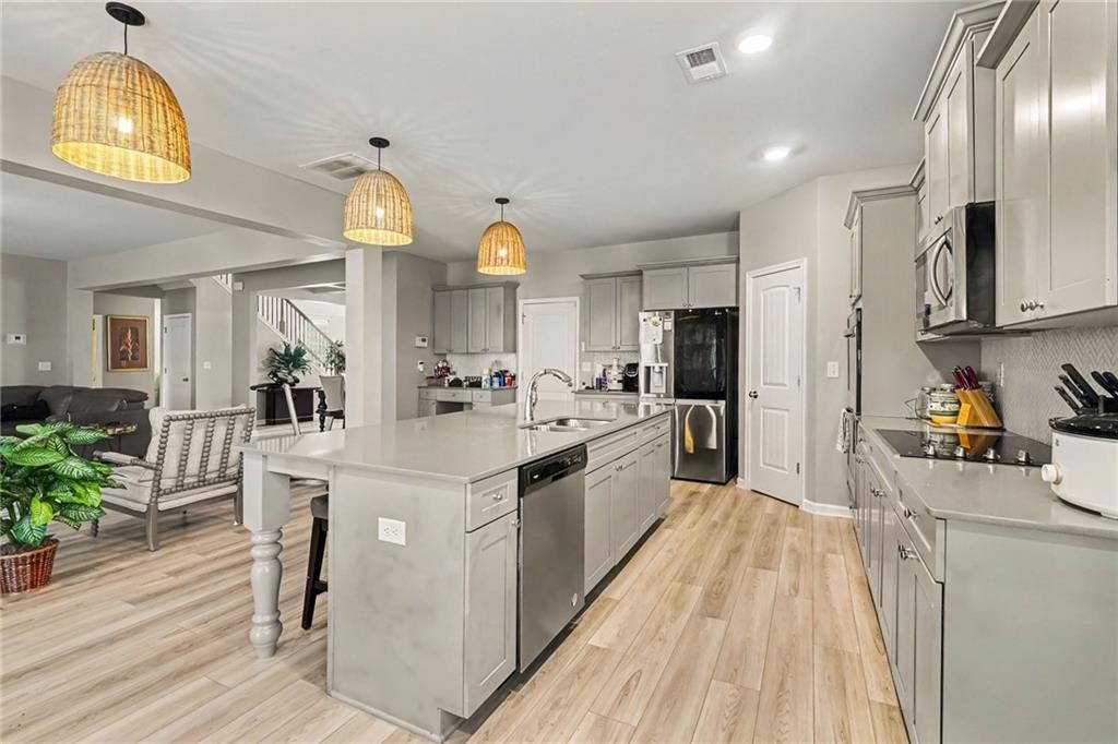 2914 Amabile Road Property Photo 8