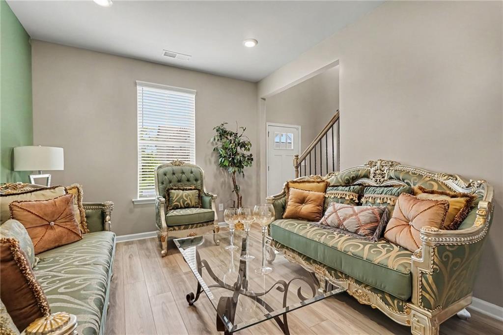 2914 Amabile Road Property Photo 10