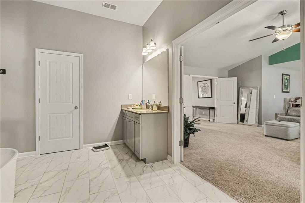 2914 Amabile Road Property Photo 15