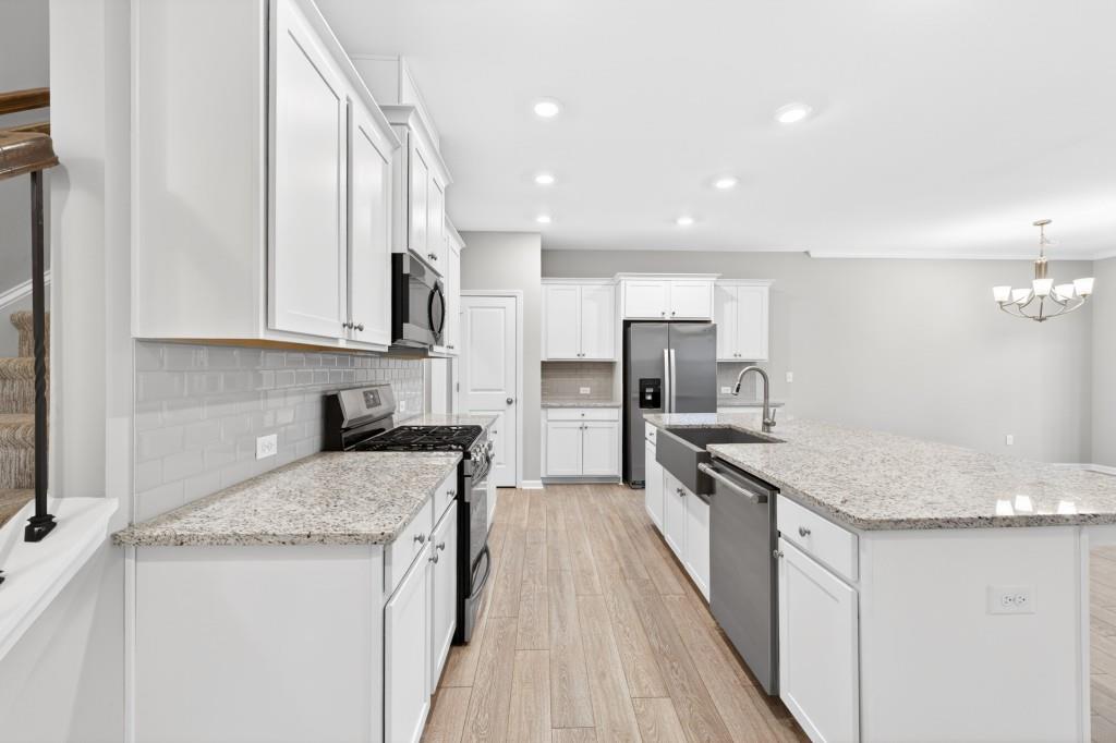 1192 Lanier Willow Path Property Photo 8