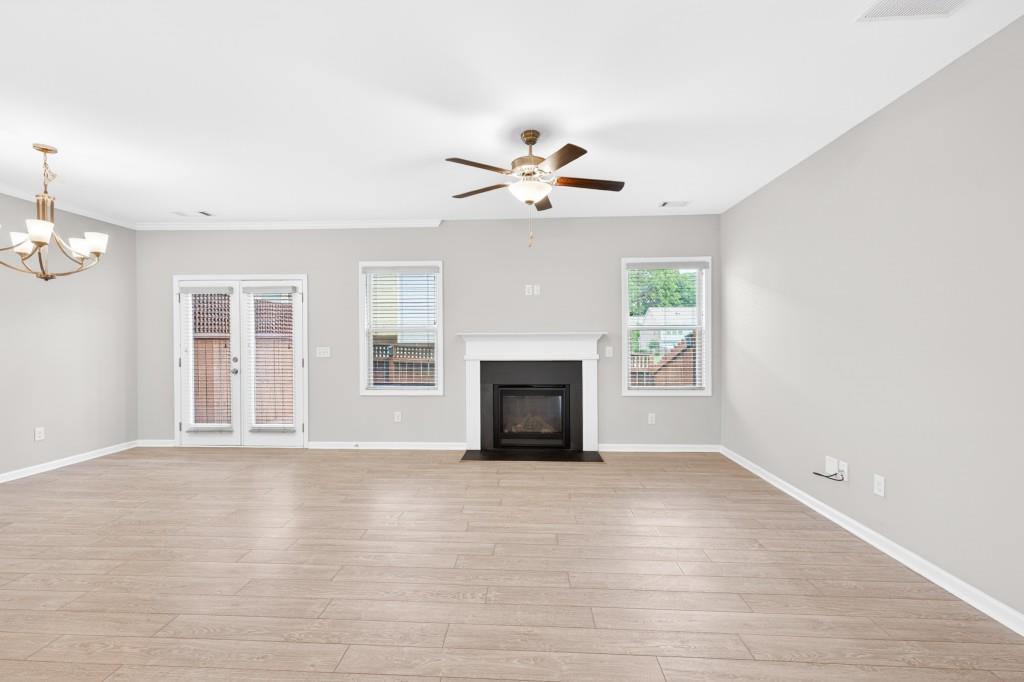 1192 Lanier Willow Path Property Photo 11