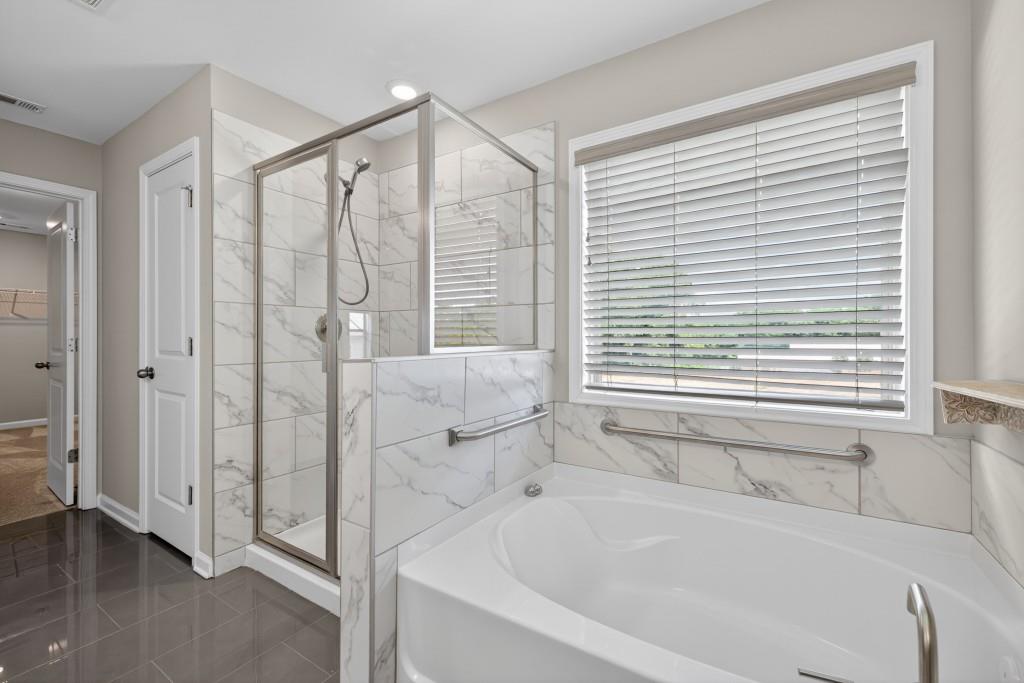 1192 Lanier Willow Path Property Photo 17