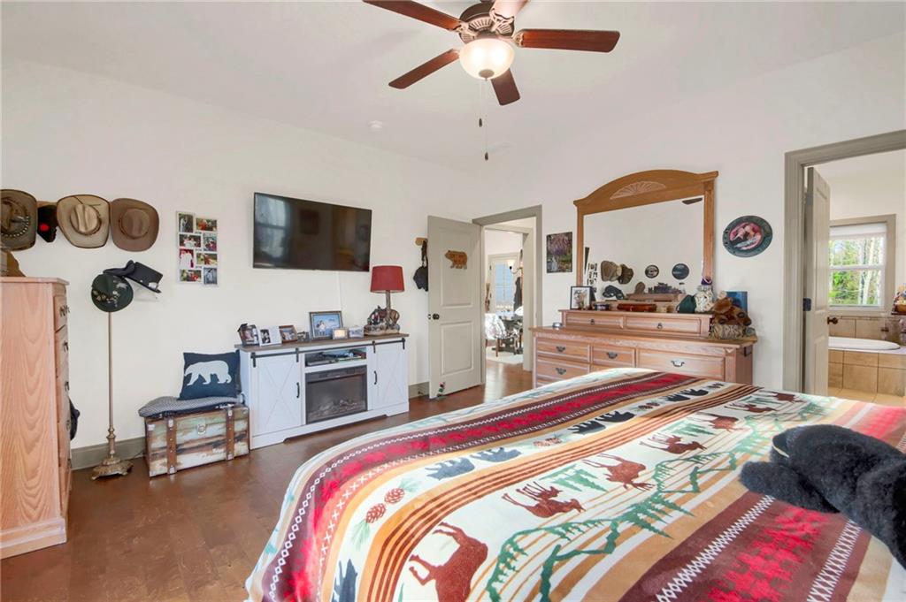 2406 Winterview Ridge Property Photo 16
