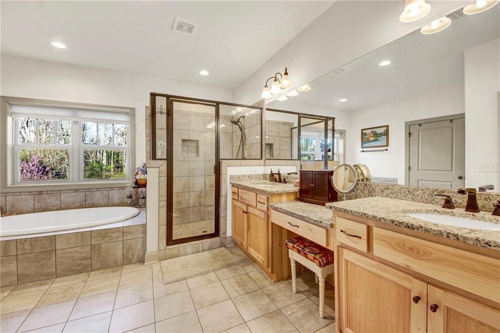 2406 Winterview Ridge Property Photo 17