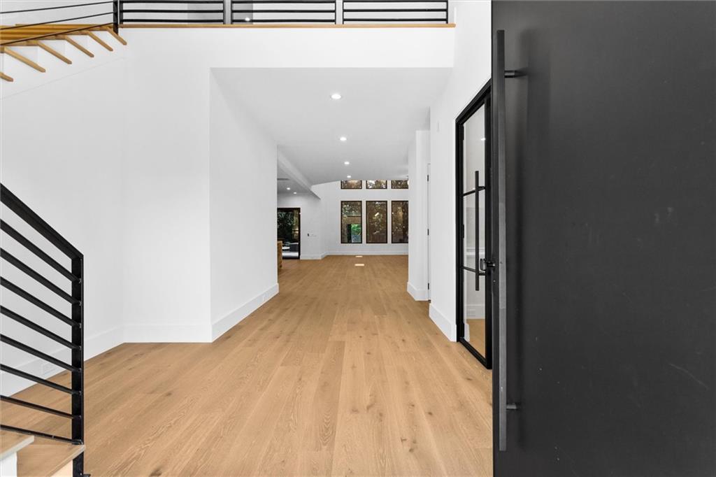 5 Whitehead Road Property Photo 7