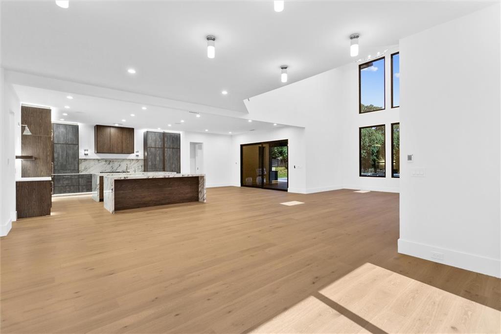 5 Whitehead Road Property Photo 18
