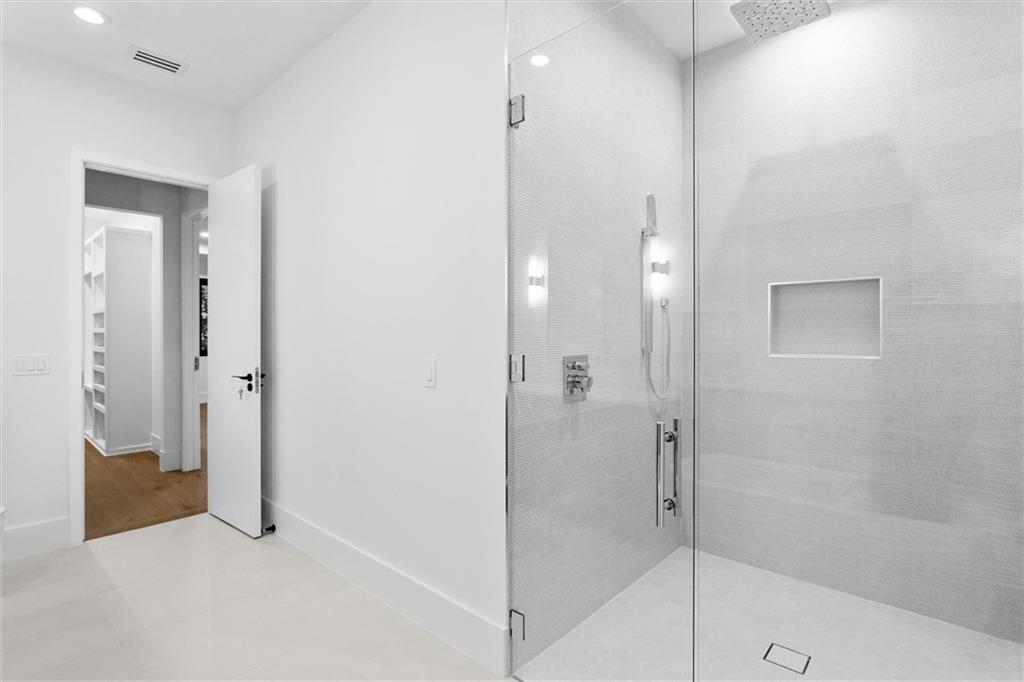5 Whitehead Road Property Photo 46