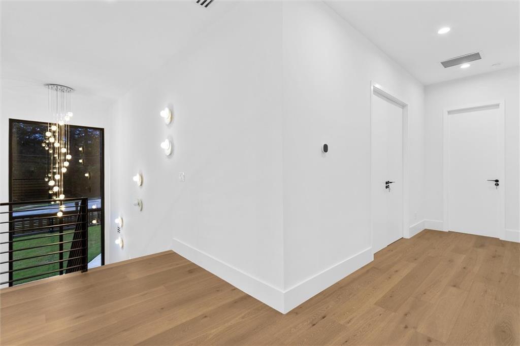 5 Whitehead Road Property Photo 58
