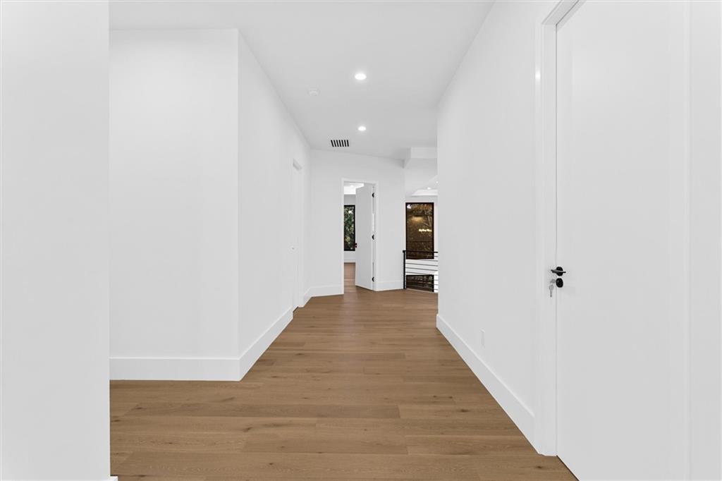 5 Whitehead Road Property Photo 73