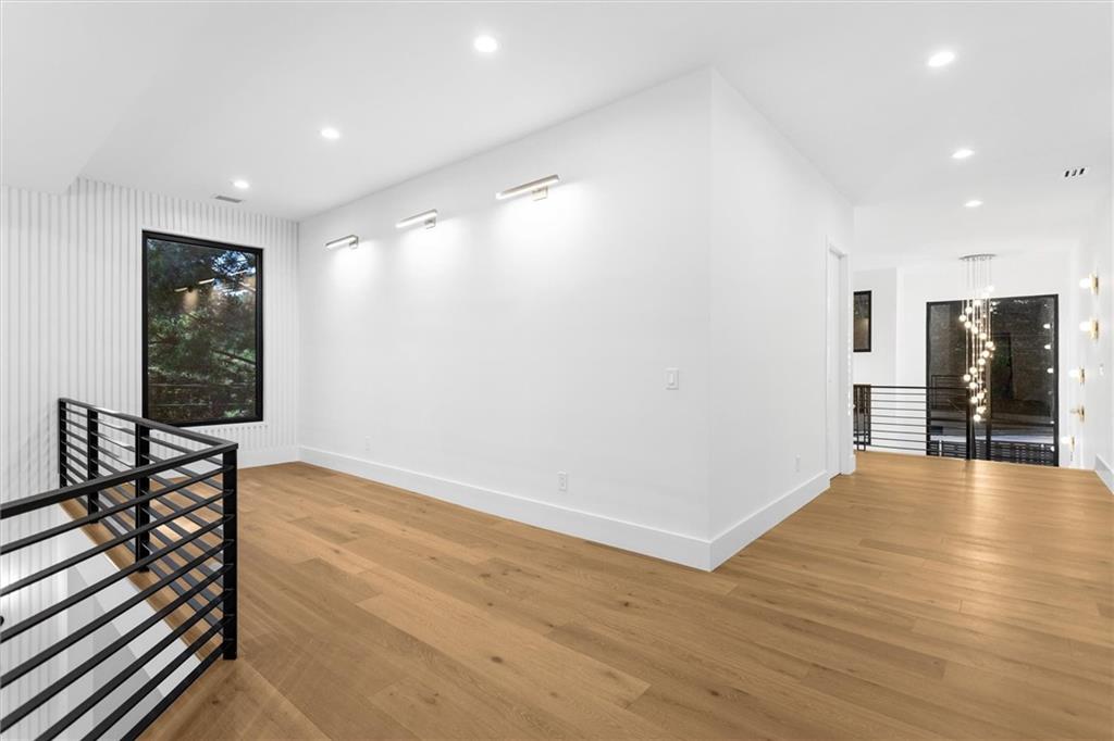 5 Whitehead Road Property Photo 85
