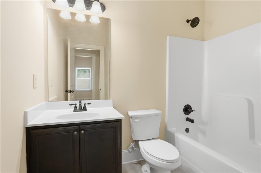 157 Ashbury Circle Property Photo 28