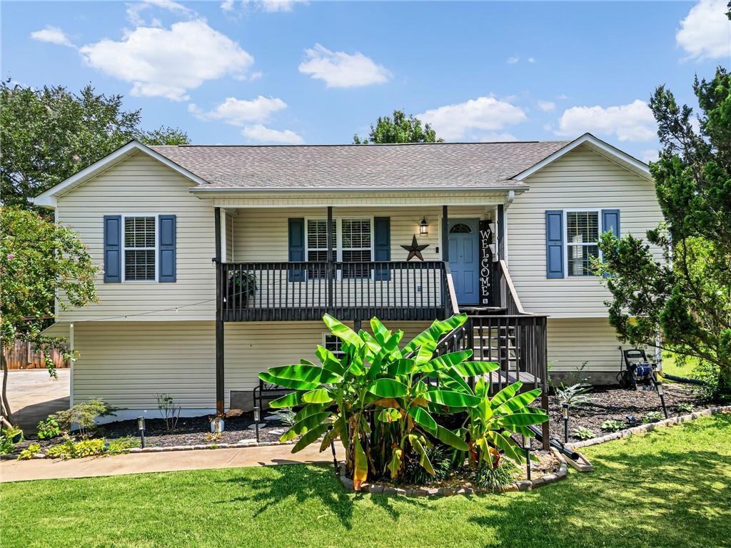 11 Wood Chase Court Property Photo 1