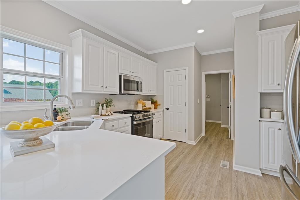 4170 Ruby Forest Boulevard Property Photo 12