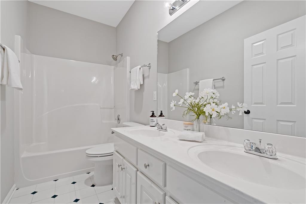4170 Ruby Forest Boulevard Property Photo 28