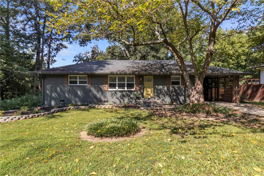 610 Oriole Drive Se Property Photo 1