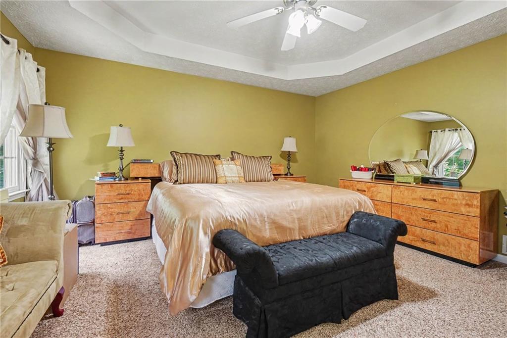 1030 Queensbury Run Property Photo 16