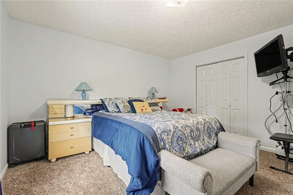 1030 Queensbury Run Property Photo 19