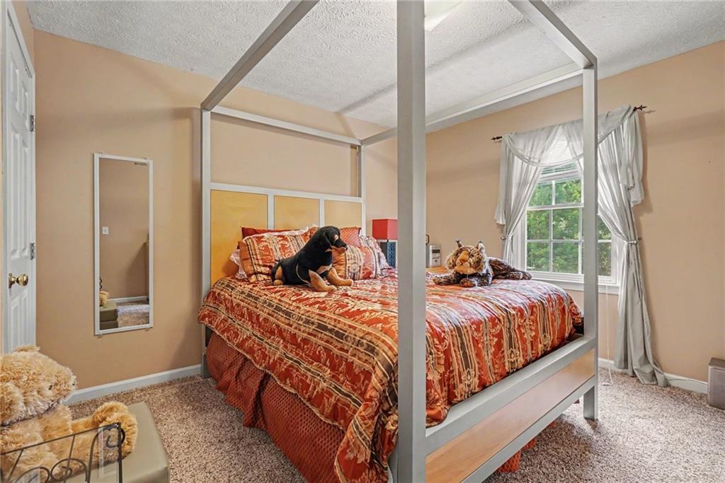 1030 Queensbury Run Property Photo 20