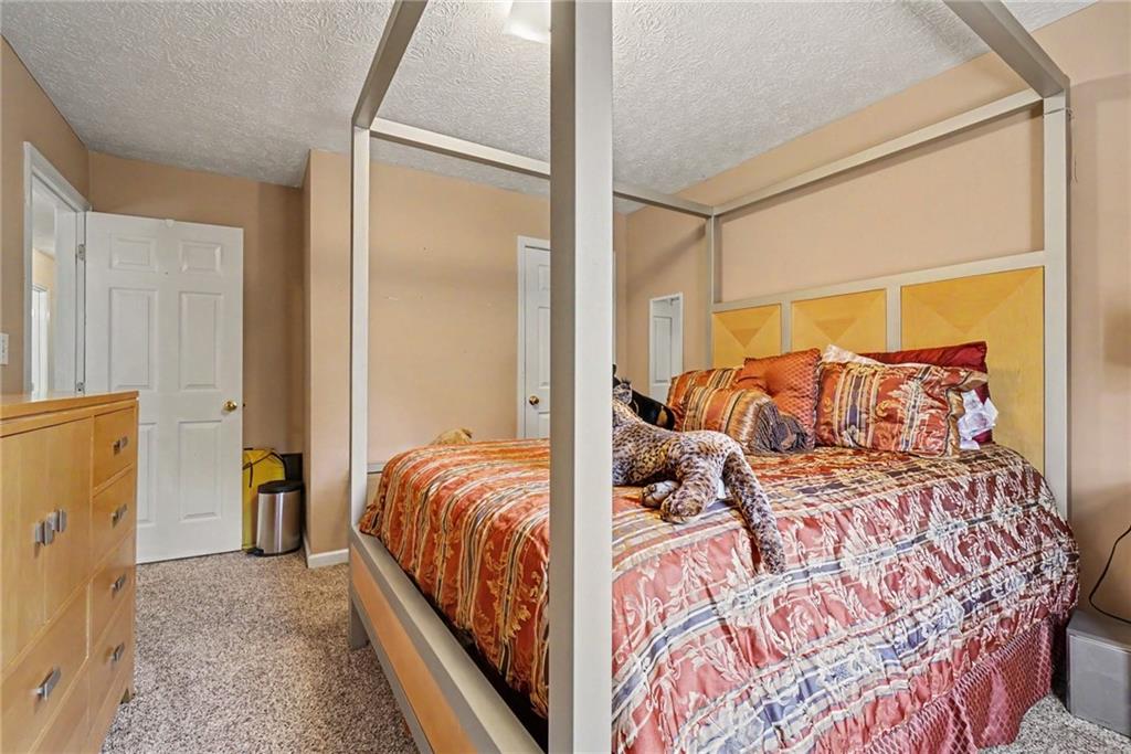 1030 Queensbury Run Property Photo 21