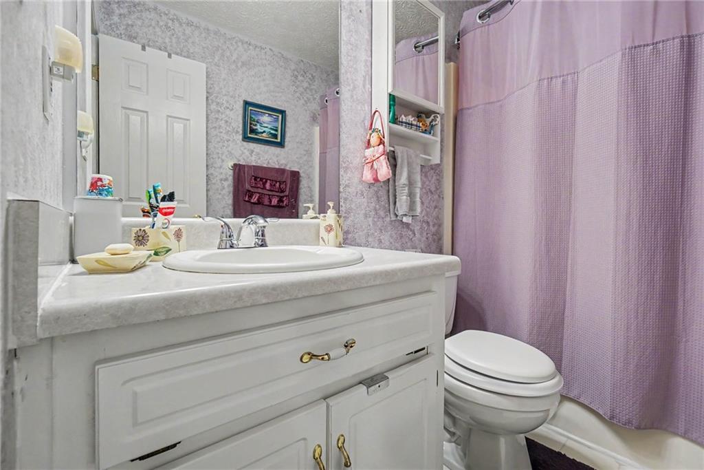 1030 Queensbury Run Property Photo 22