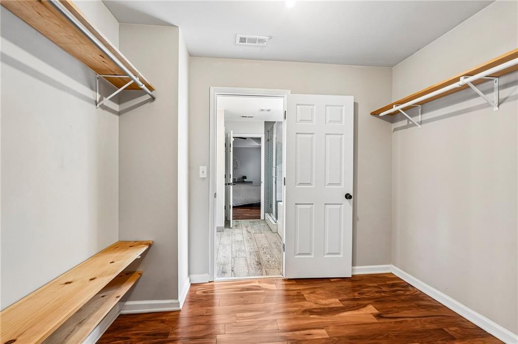 4010 Embassy Way Property Photo 51