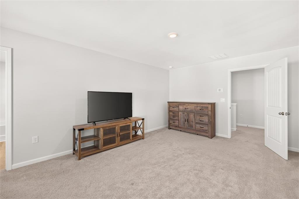 181 Deerberry Drive Property Photo 21