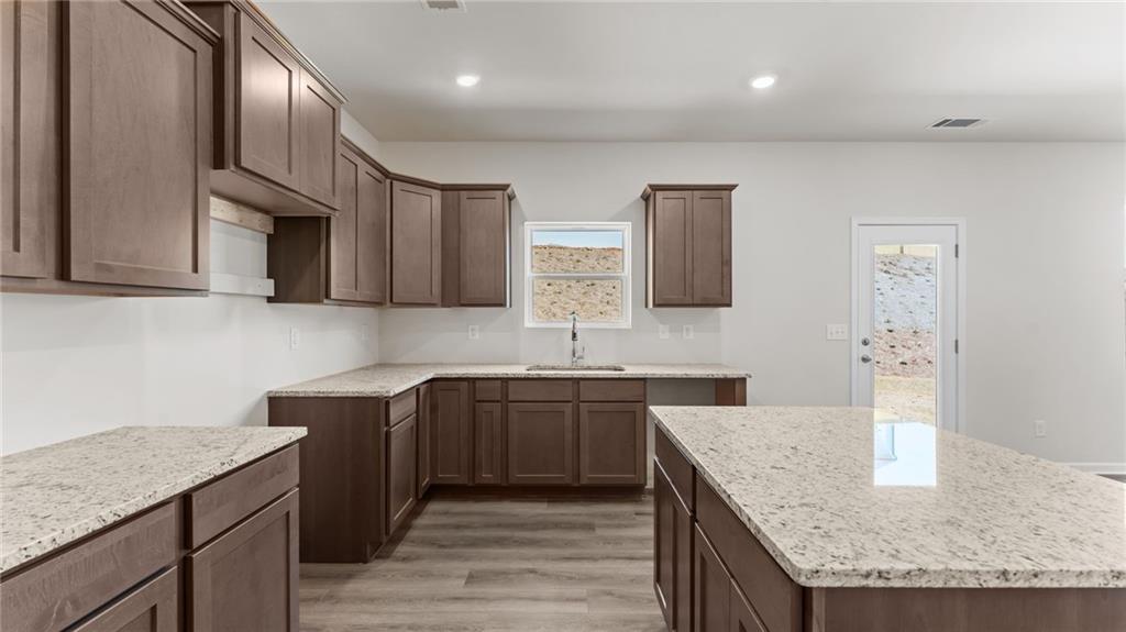 341 Bloomfield Circle Property Photo 3