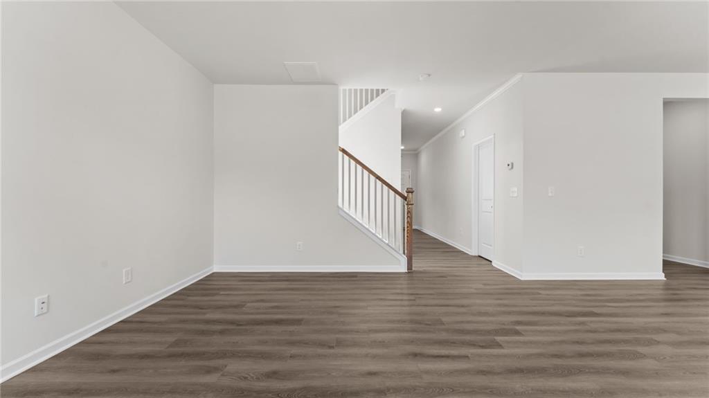 341 Bloomfield Circle Property Photo 8
