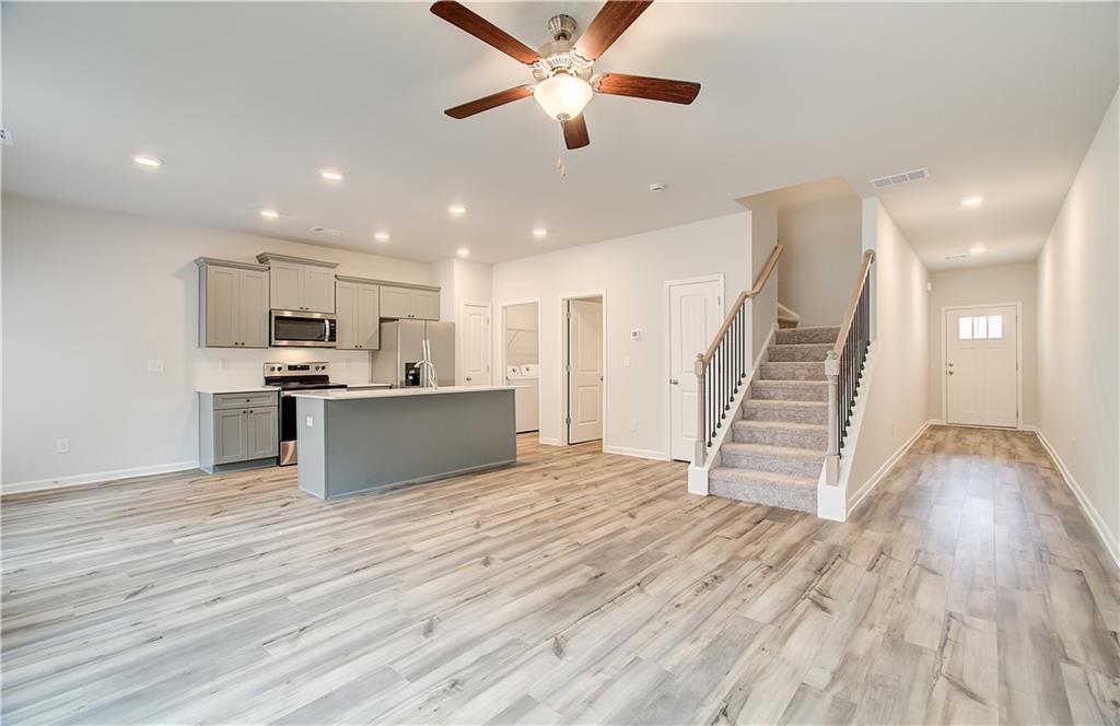 667 Treasure Drive Property Photo 1