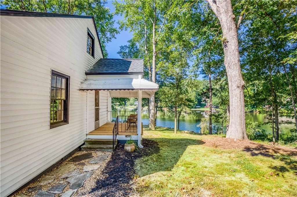 2483 Lakeshore Property Photo 6