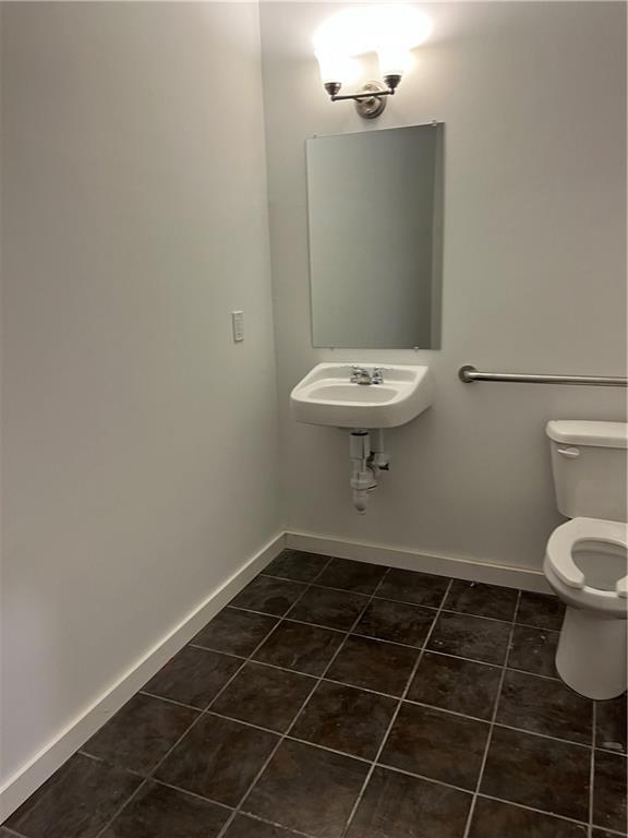 544 E Main Street Property Photo 8