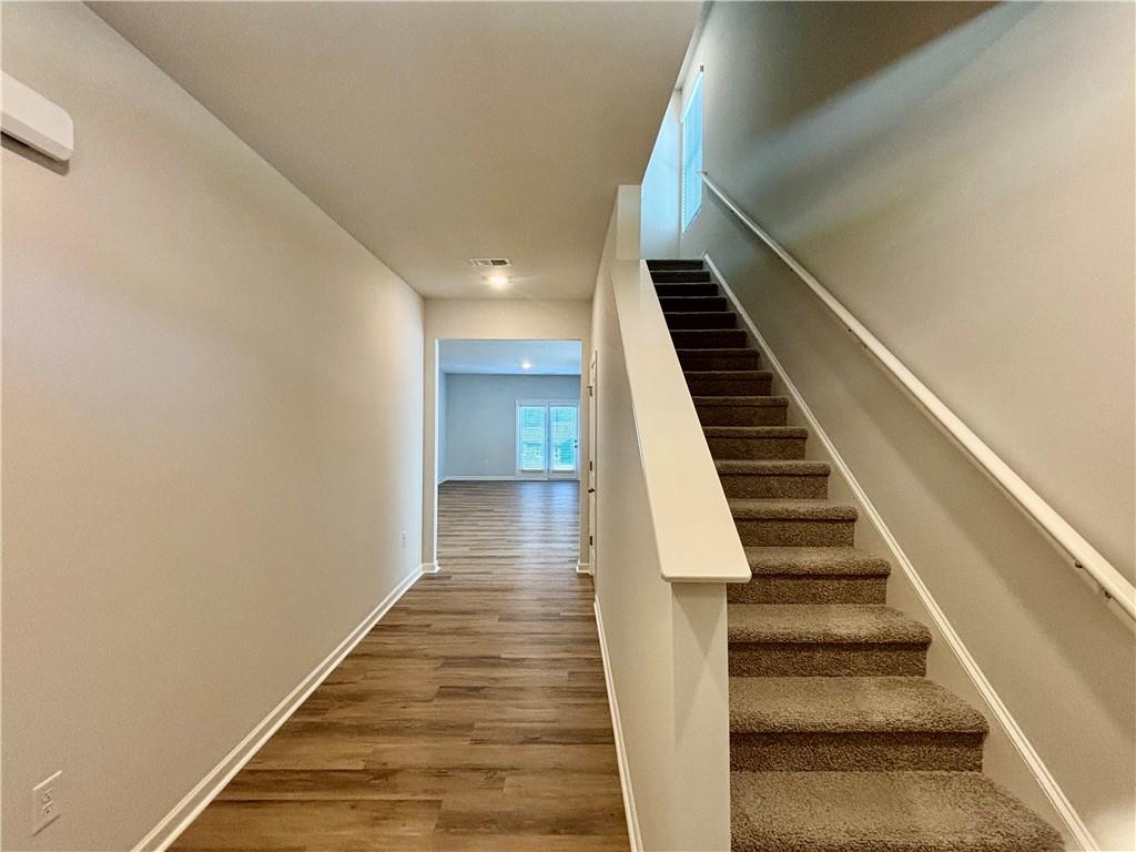 2910 Daxton Lane Property Photo 2