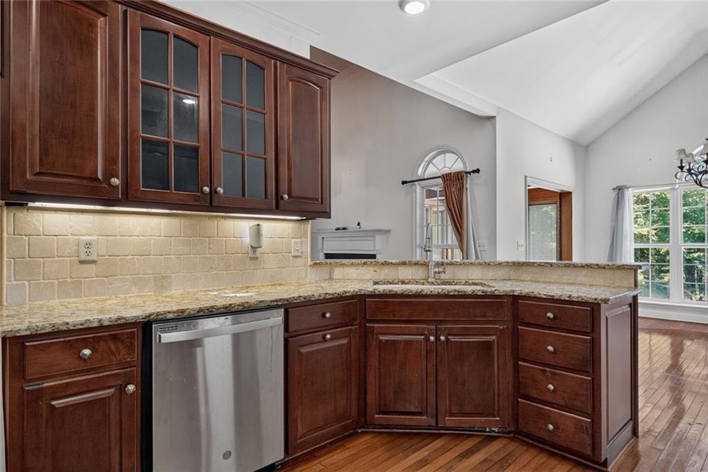 7827086 Property Photo 15