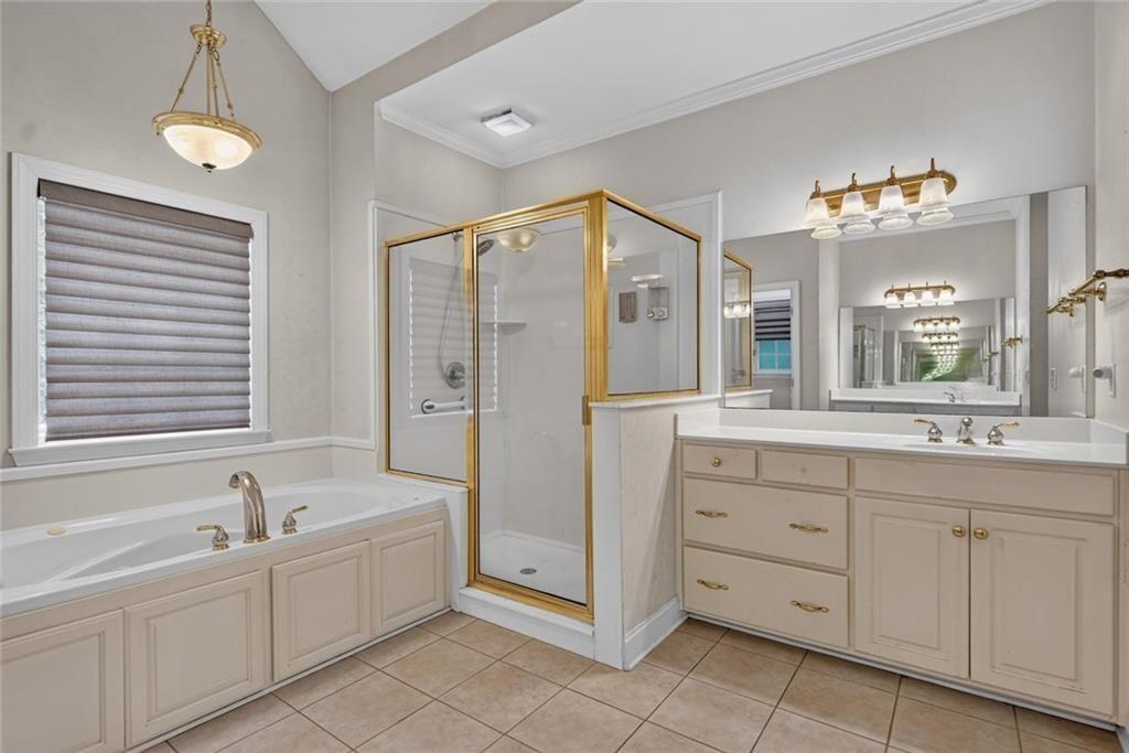 7827086 Property Photo 21