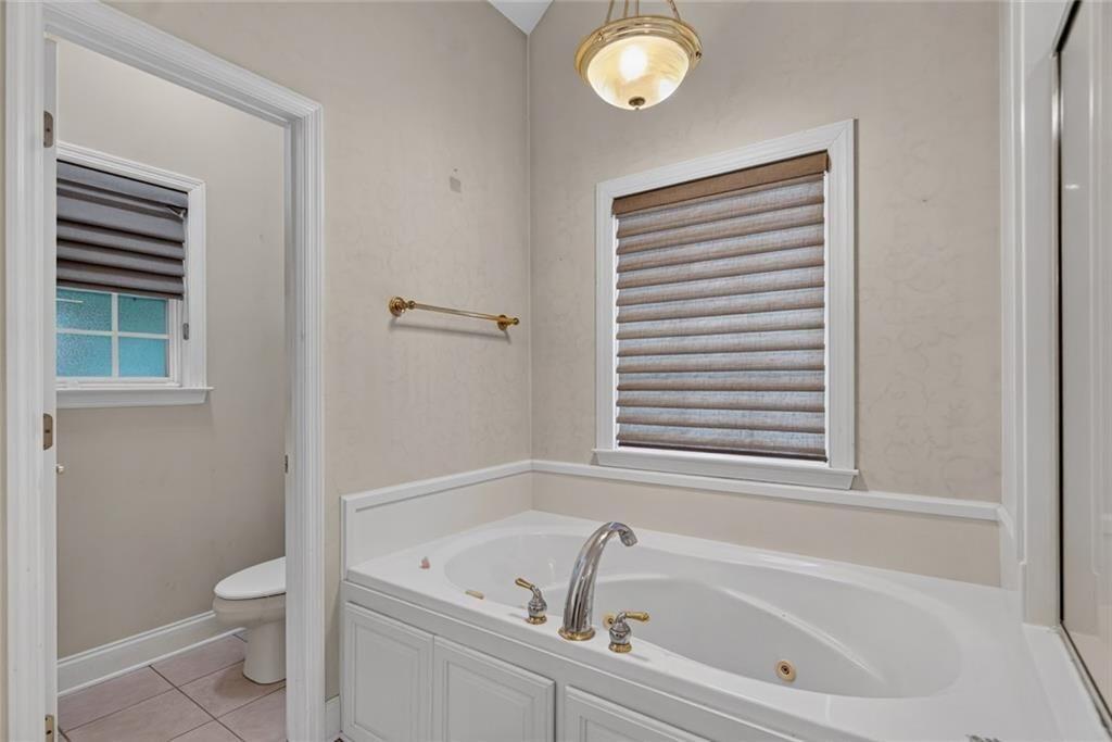 7827086 Property Photo 27