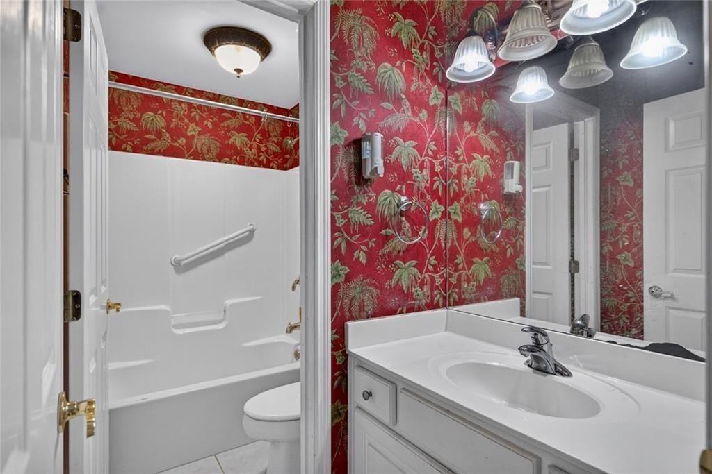 7827086 Property Photo 29